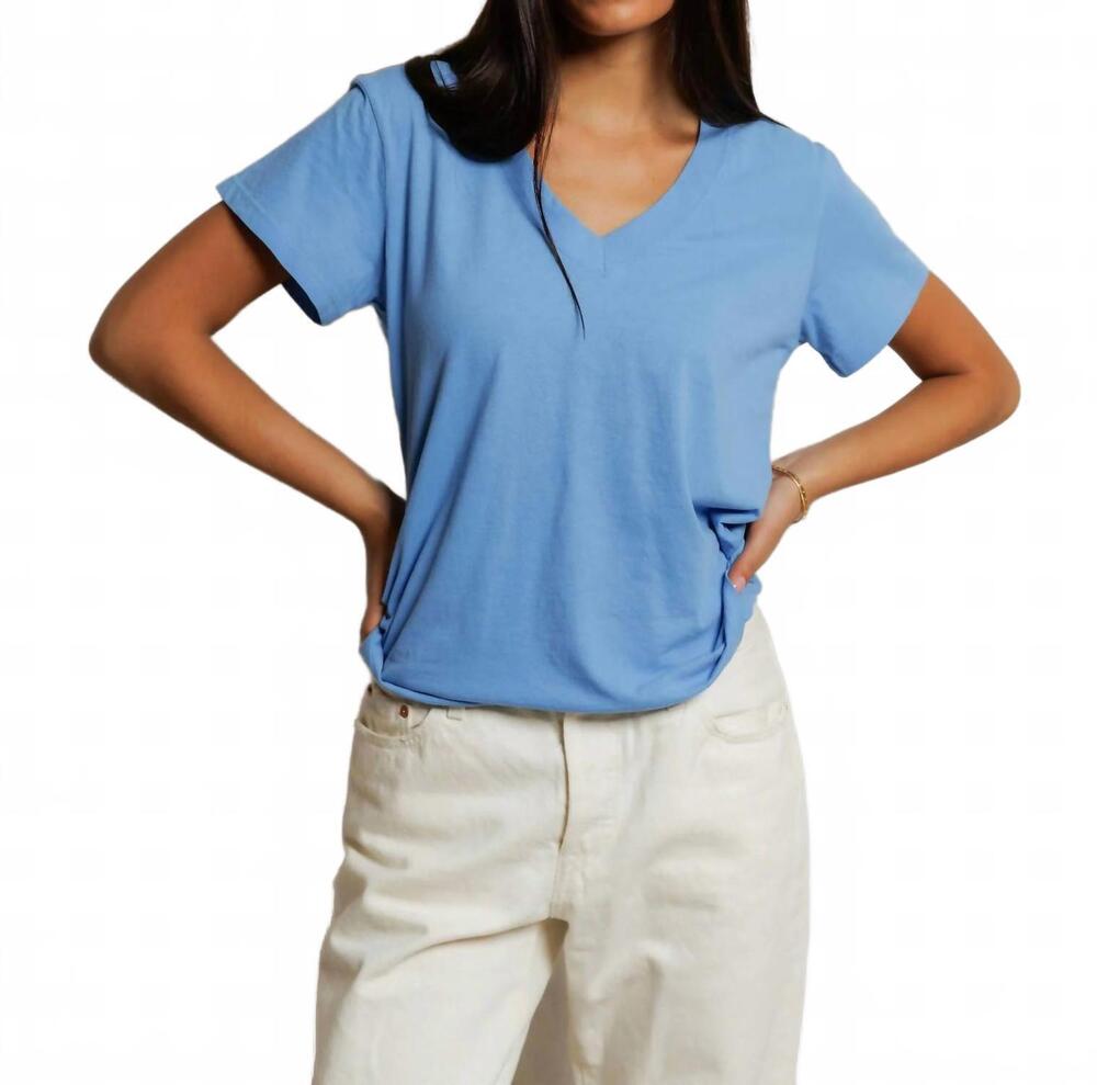 NEW PERFECTWHITETEE hendrix cotton boxy v-neck tee in pacific blue